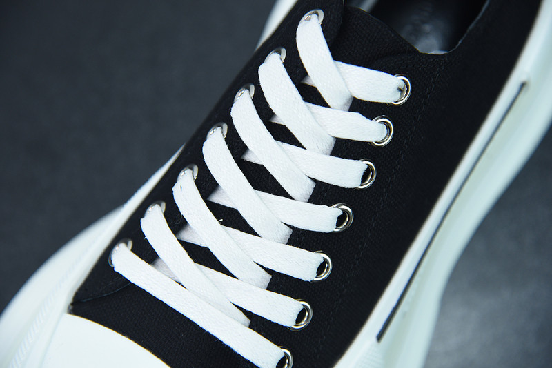 alexer mceen sneakers