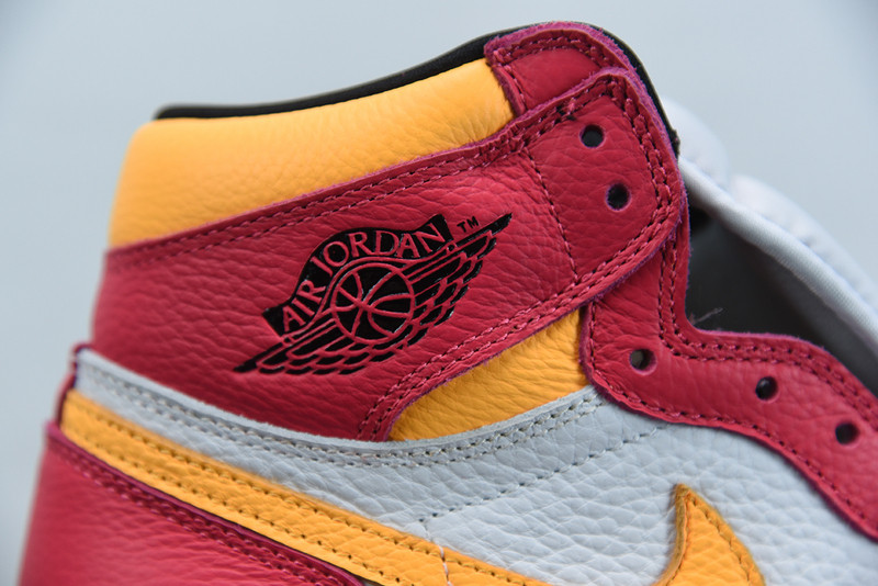 air jordan 1 high og ‘fusion red“ 555088-603