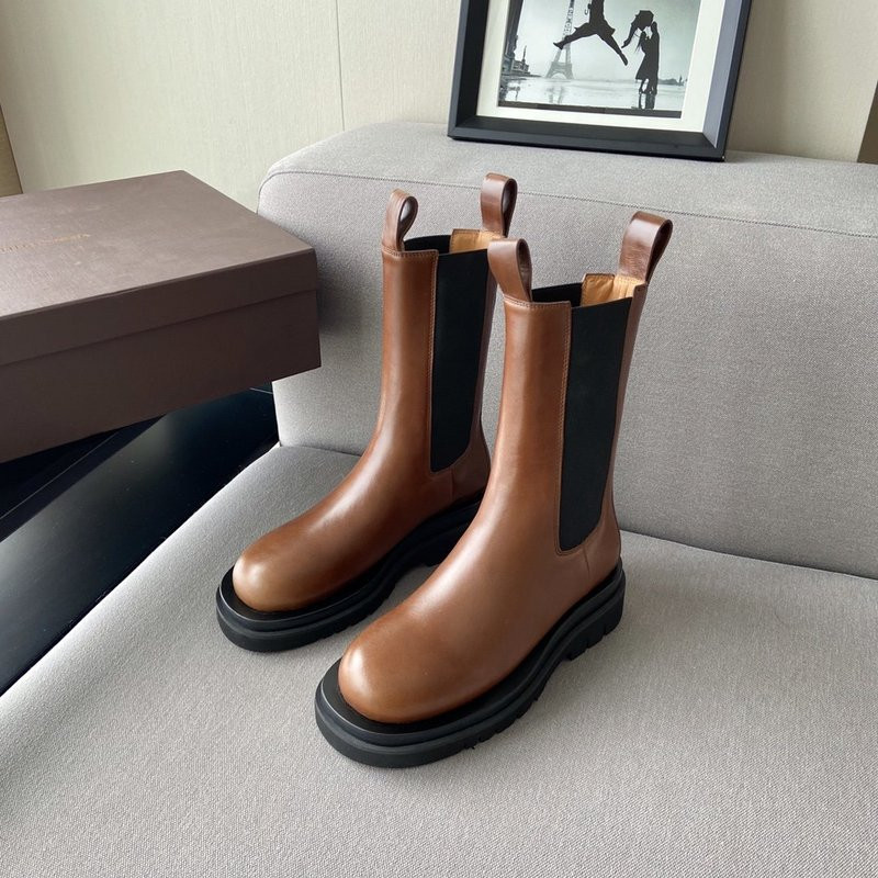 Bo*te*ga ve*ne*ta sneaker