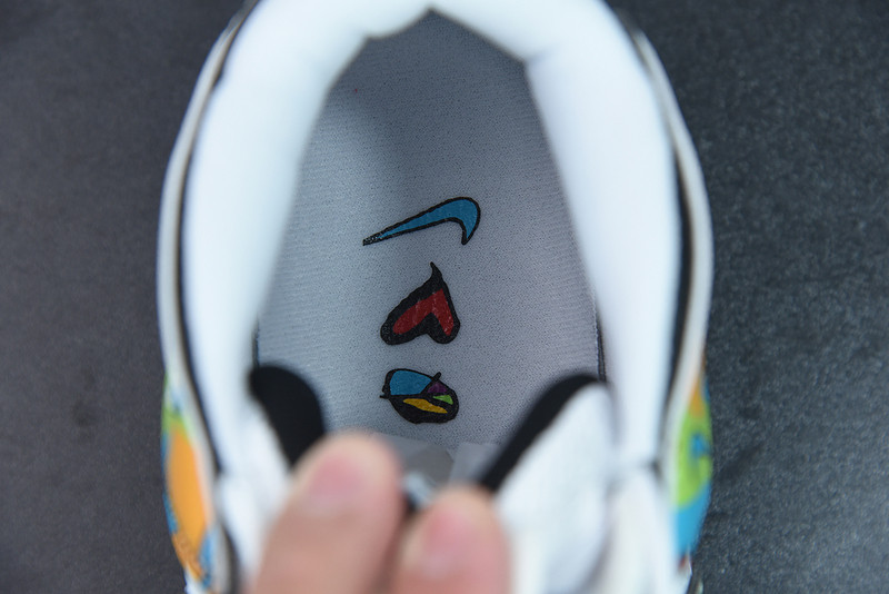 nike air more uptempo 