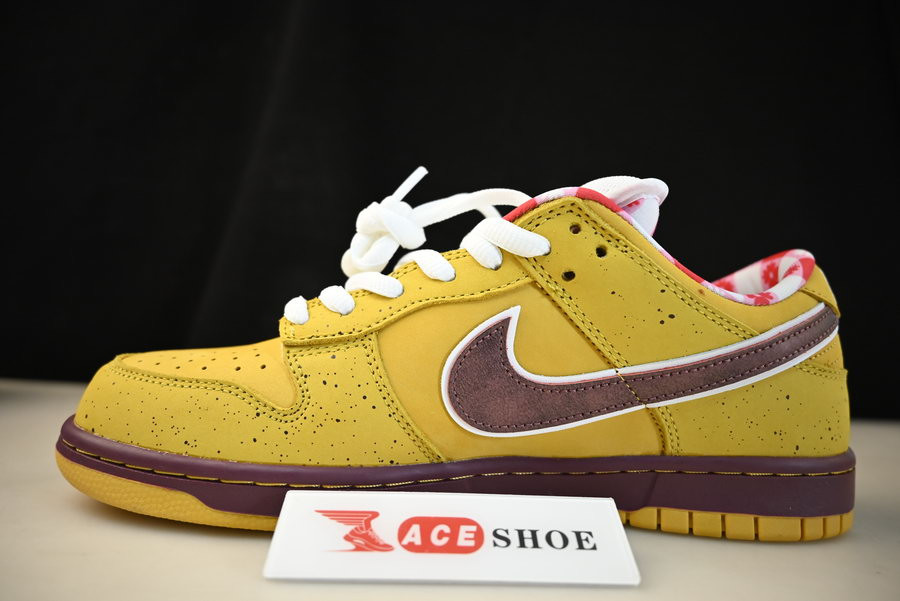 nike sb dunk low yellow lobster 313170-137566