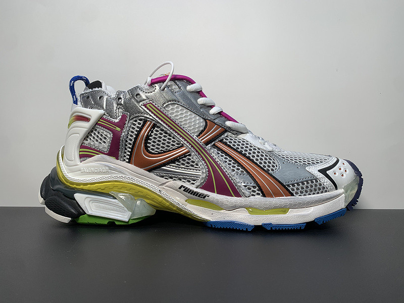Ba*len*cia*ga runner sneaker