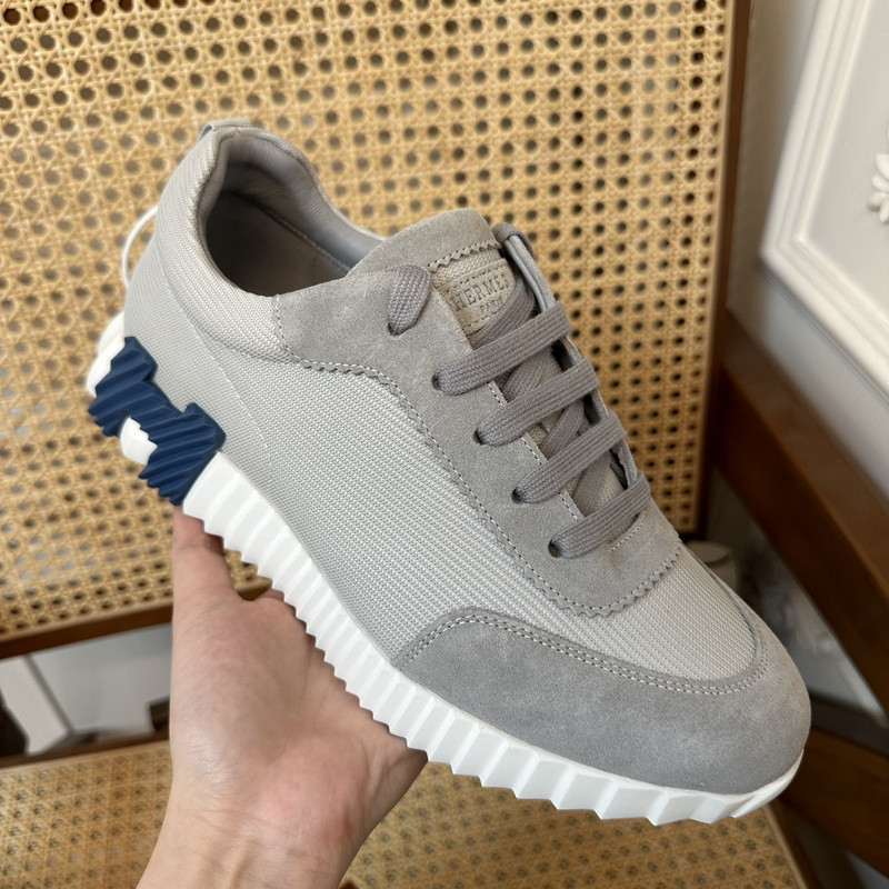 H**mes sneaker