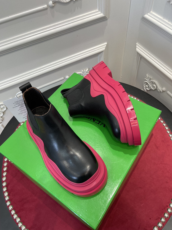 Bo*te*ga ve*ne*ta sneaker