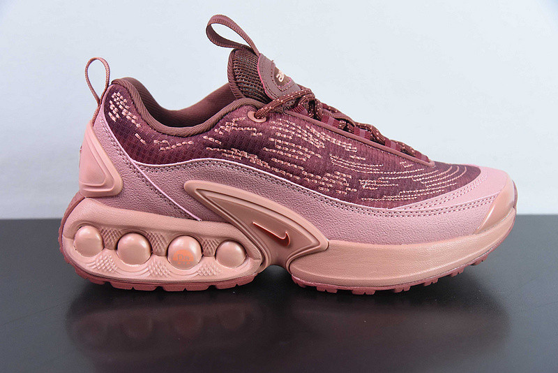 size? x Nike Air Max Dn "Canyon Rust" HQ0912-600