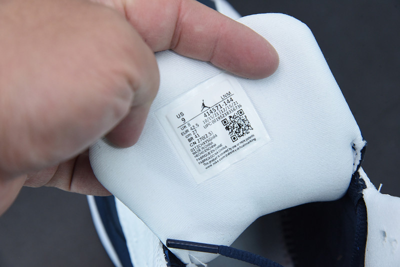 air jordan 13 ‘dark powder blue’ 414571-144