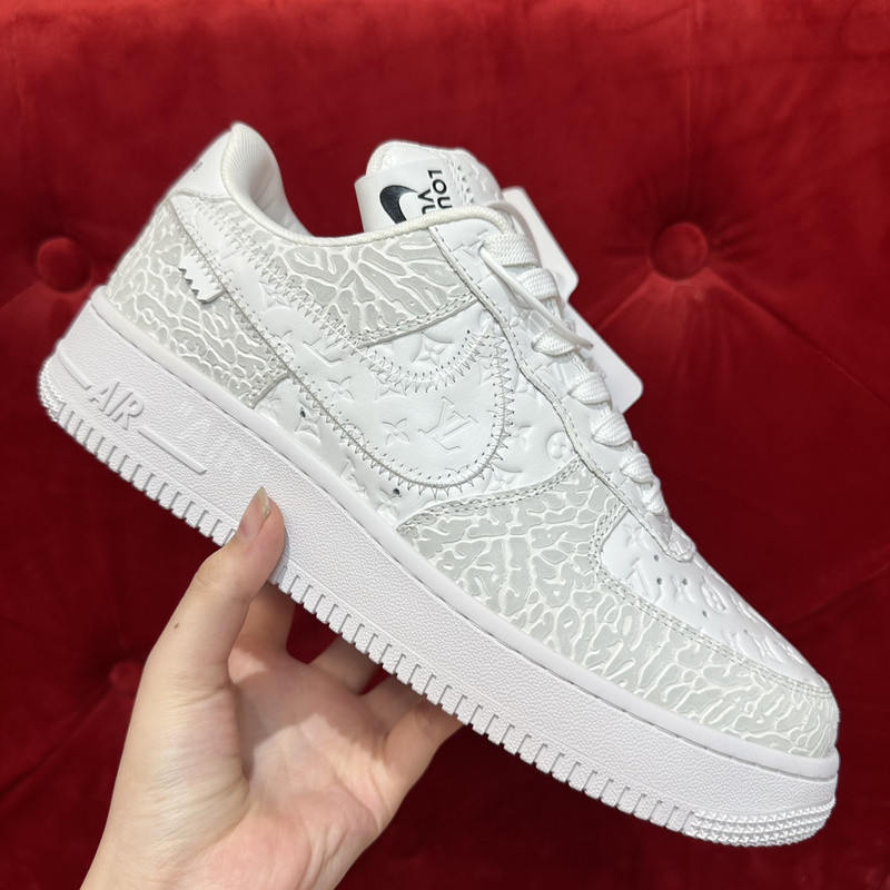 lvt x nike air force1