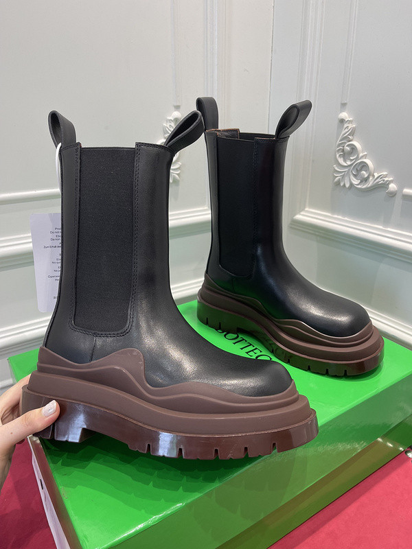 Bo*te*ga ve*ne*ta sneaker