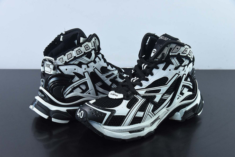 Ba*len*cia*ga runner sneaker