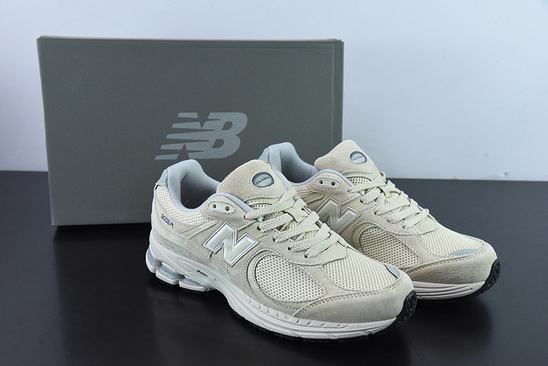 new balance sneaker