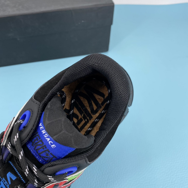 vs chain reaction sneakers