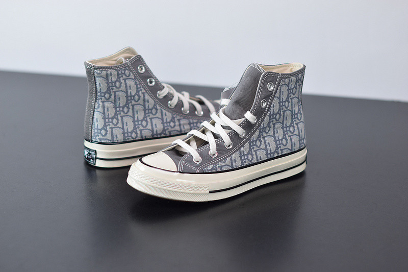 dio* x converse sneaker